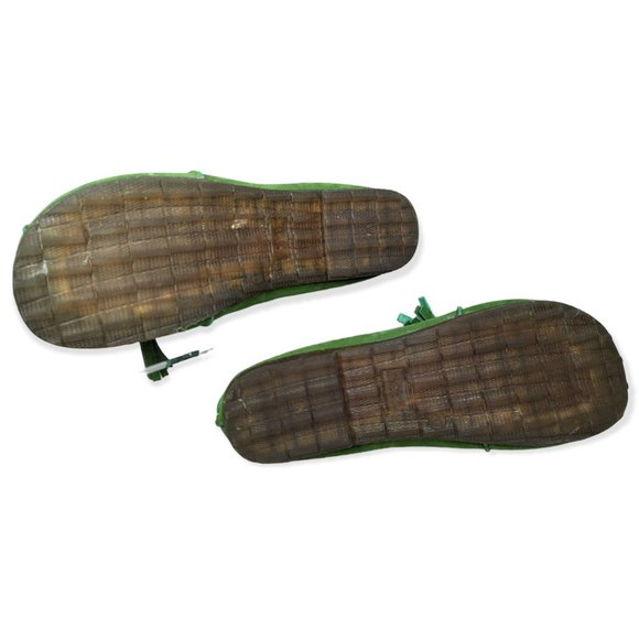 Women's Slip on Green Loafers Soft Faux Leather Size 37/ US Size 6.5 - Picture 9 of 11